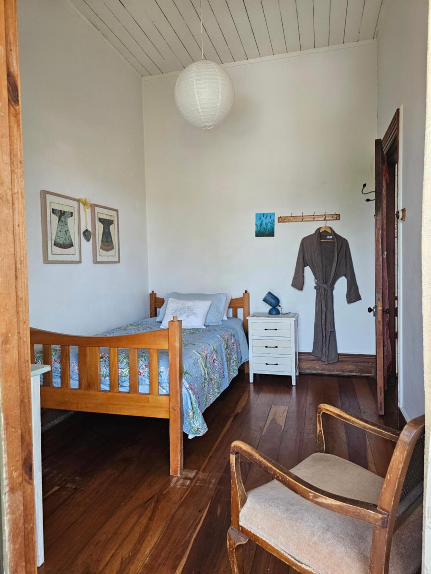 Brony'S Beachfront-Short And Long Term Stays Porirua Bagian luar foto
